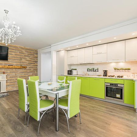 Apartament 2 Camere Narcis Braşov Dış mekan fotoğraf